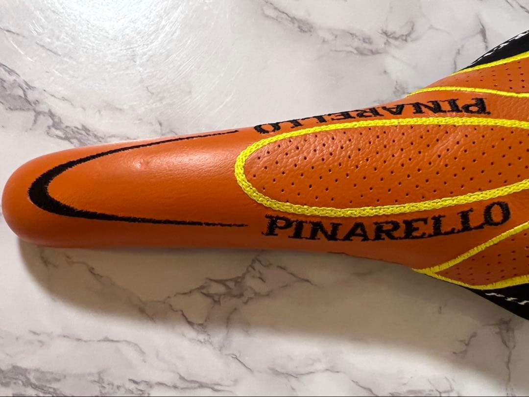 セラ イタリア ピナレロ チタンレール サドル