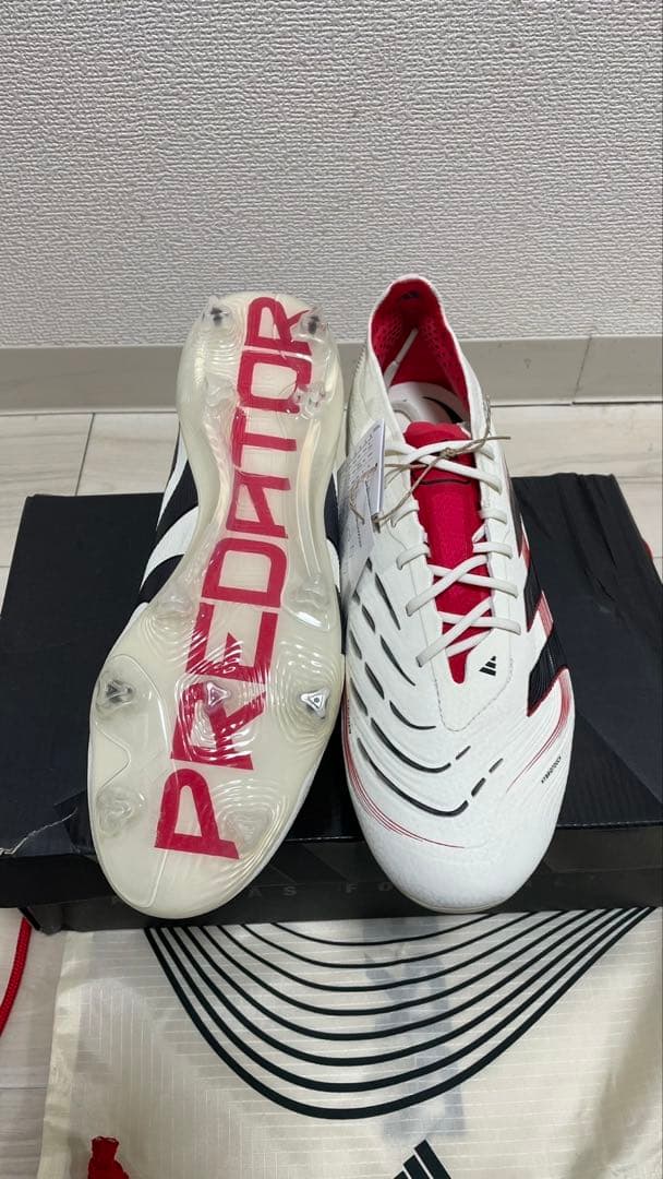 adidas メンズ　サッカーシューズ