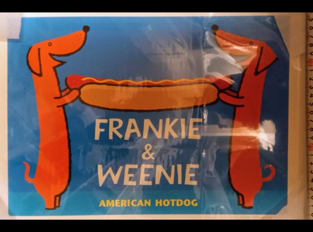 市原淳アート作品（ダックスフンド）