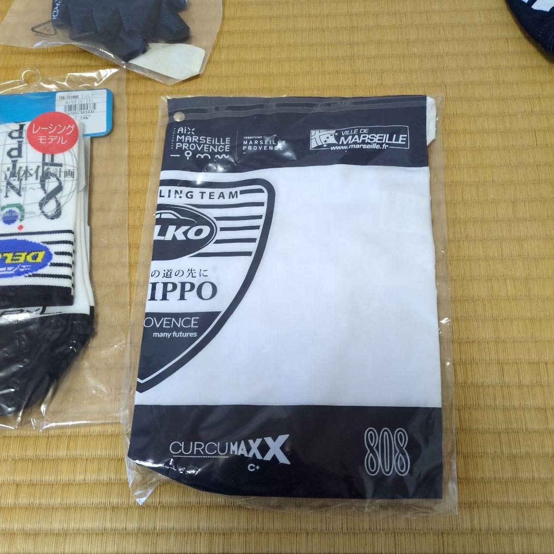 【未使用品】サイクルジャージ上下、手袋、靴下、帽子、サコッシュセット