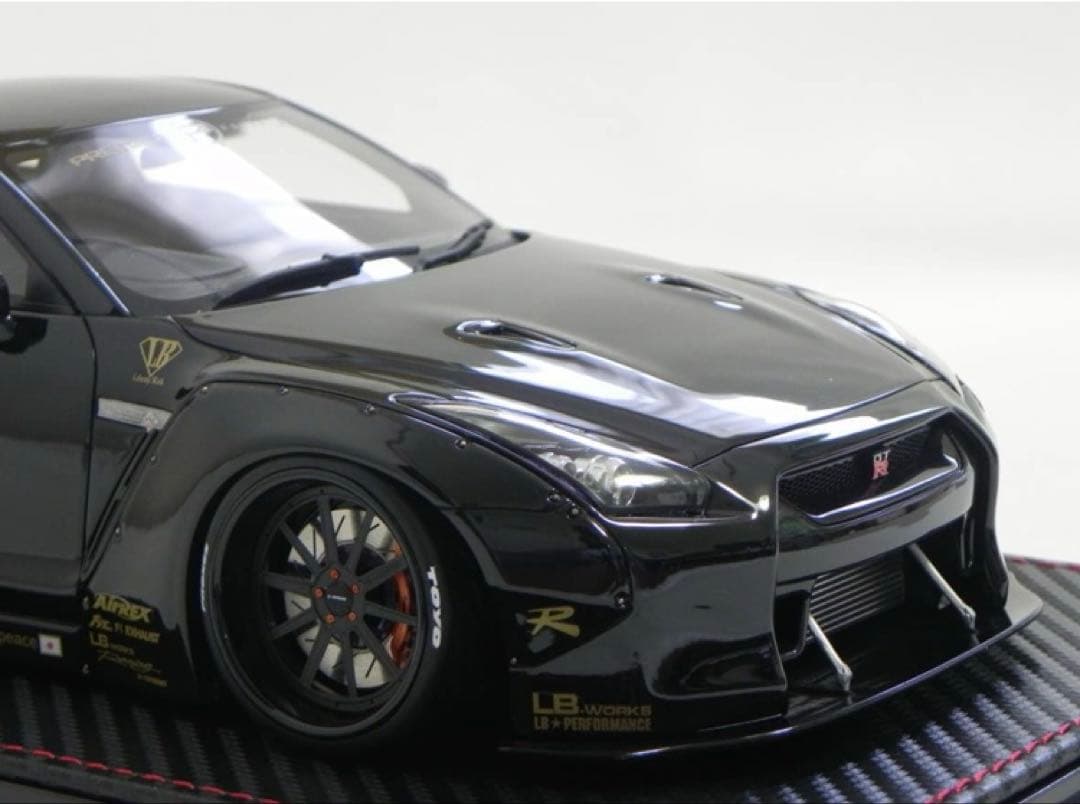 IG 0694 1/18 LB-WORKS GT-R35Black WEB限定