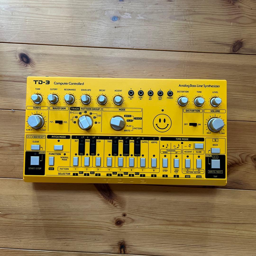 behringer TD3AM アナログシンセサイザー