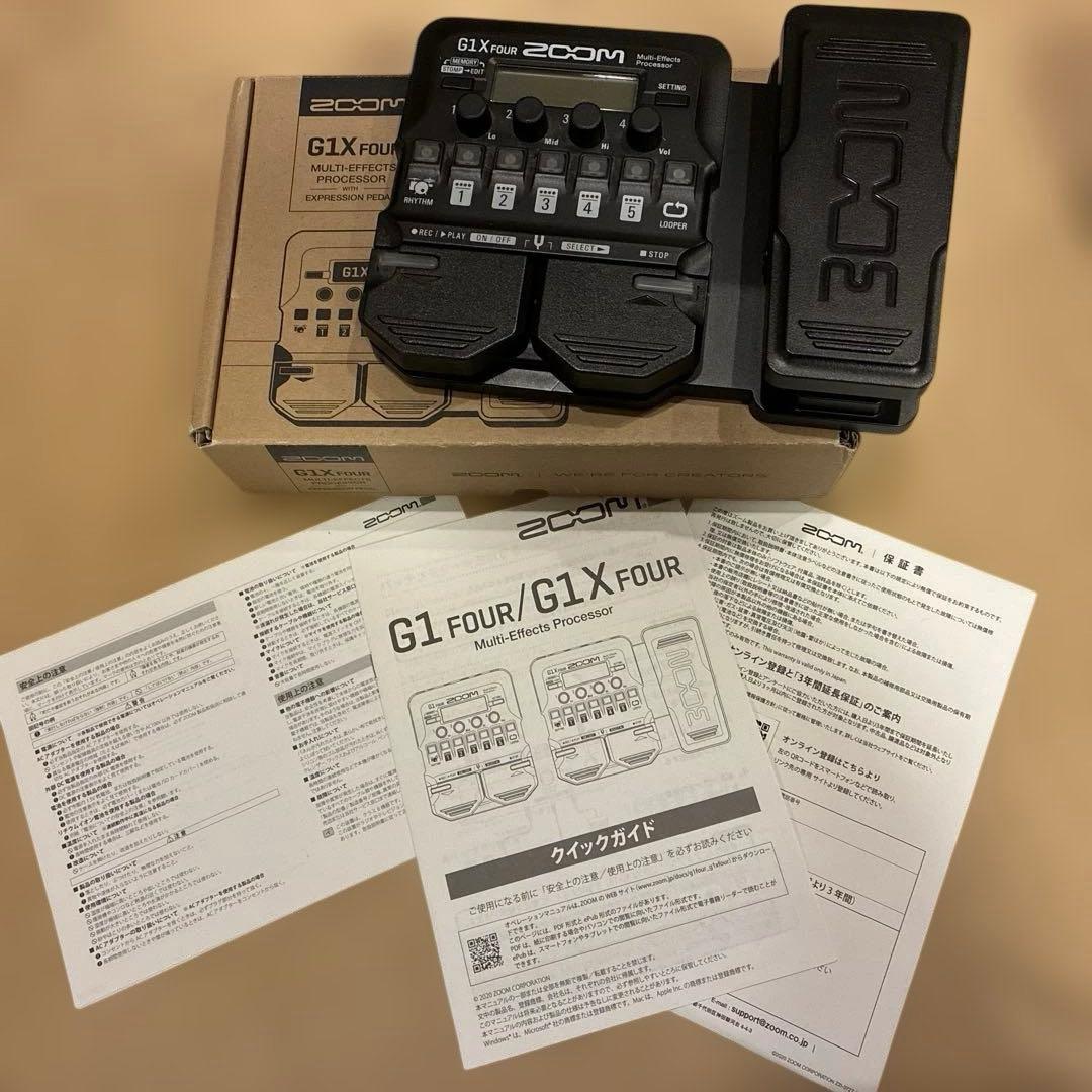 ZOOM G1X FOUR 、ブースター、パッチケーブル、ACアダプター付き