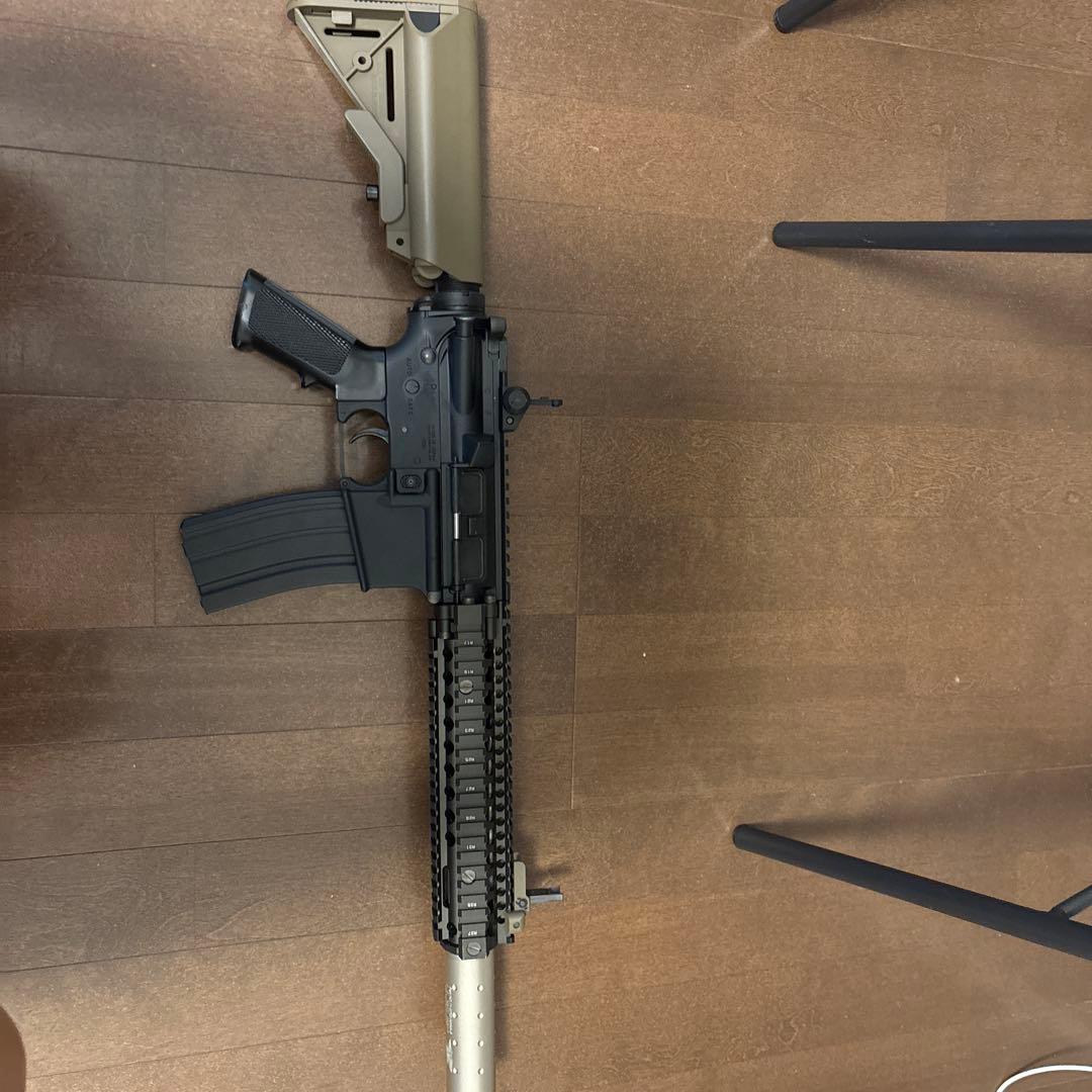 東京マルイ 次世代 MK18 MOD1 本体＋純正バッテリー3本＋充電器付き