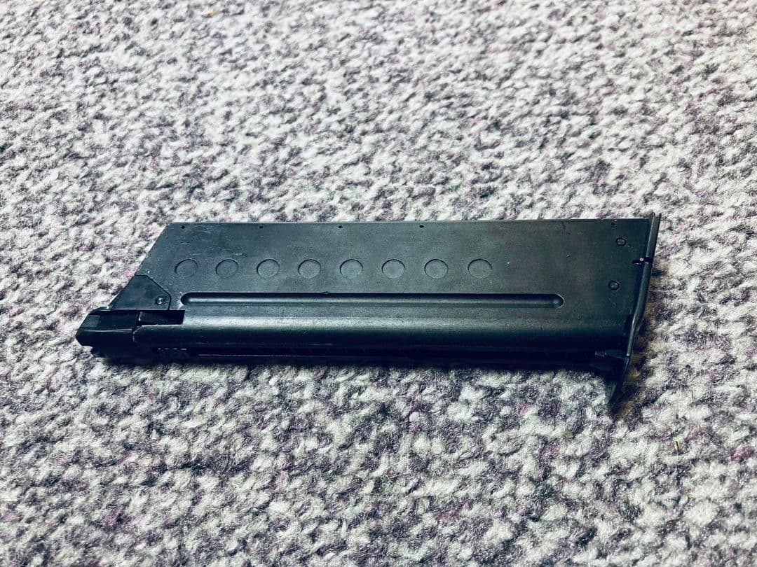 【中古美品・希少】タナカ P220 IC ガスブローバック マガジン 9mm拳銃