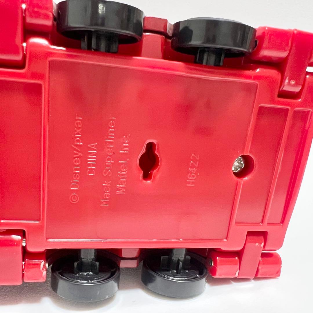 マテル　カーズ　Mack truck playset ライトニングマックイーン