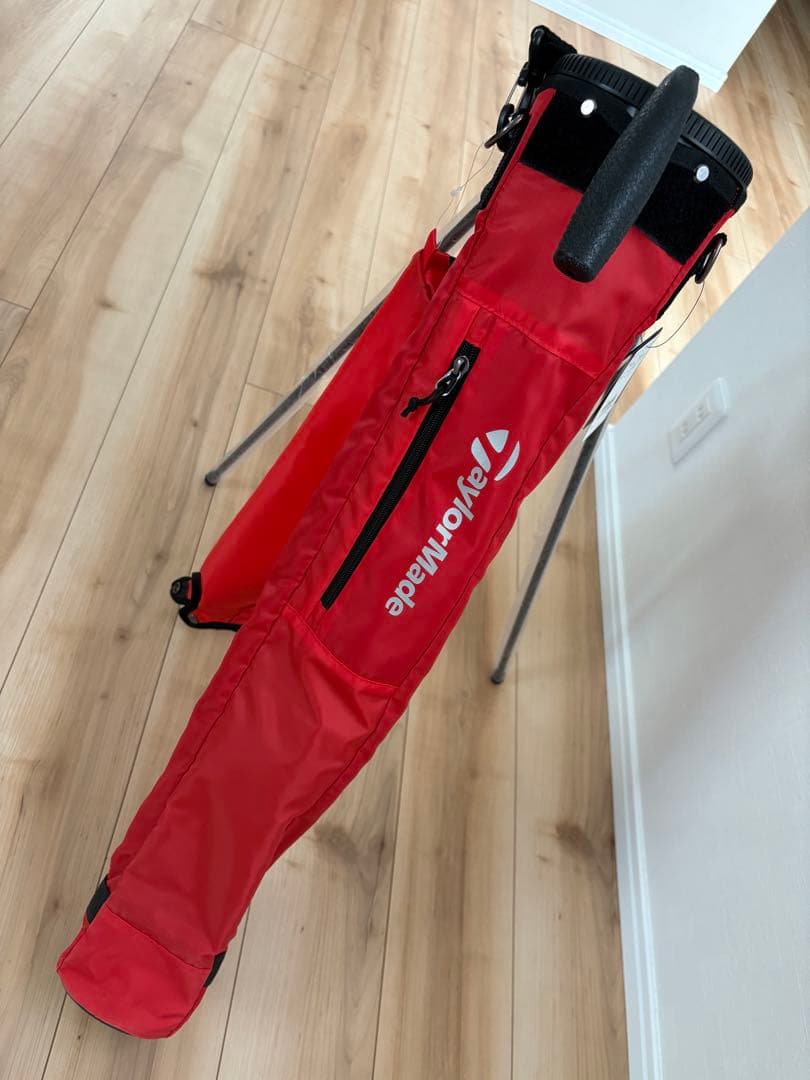 TaylorMade スタンドバッグ クラブケース　赤 新品タグ付き