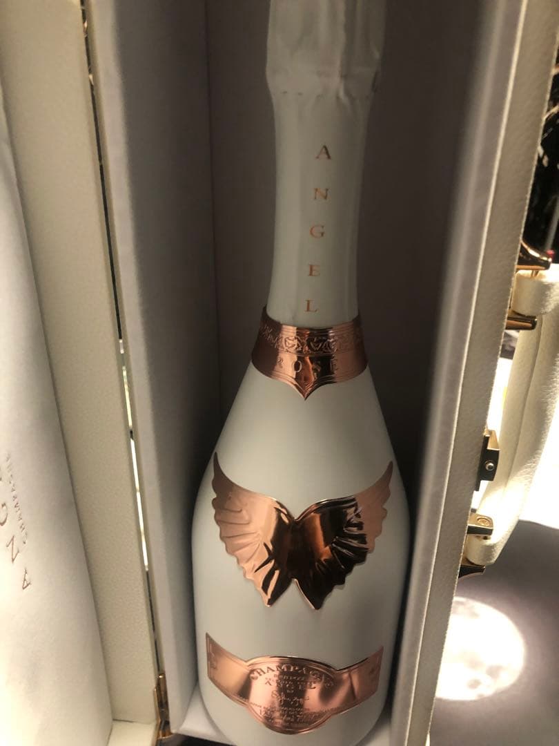 エンジェル ホワイト