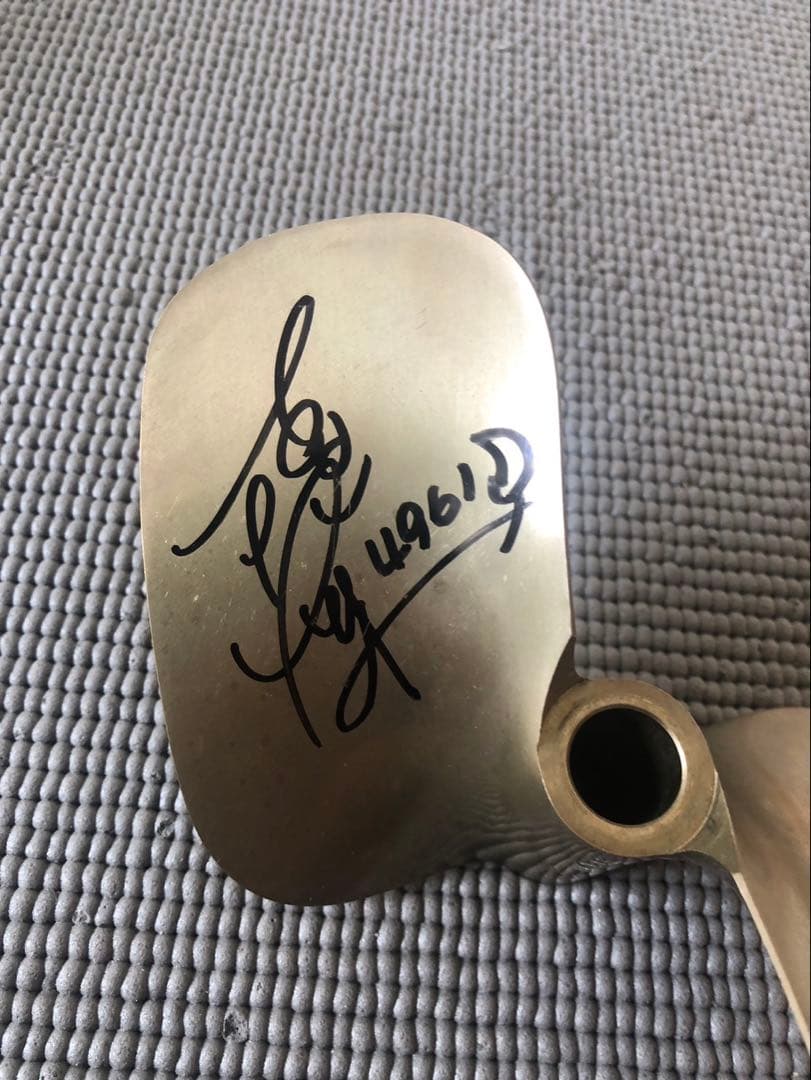 西橋奈未　4961 サイン入り金属製プロペラ