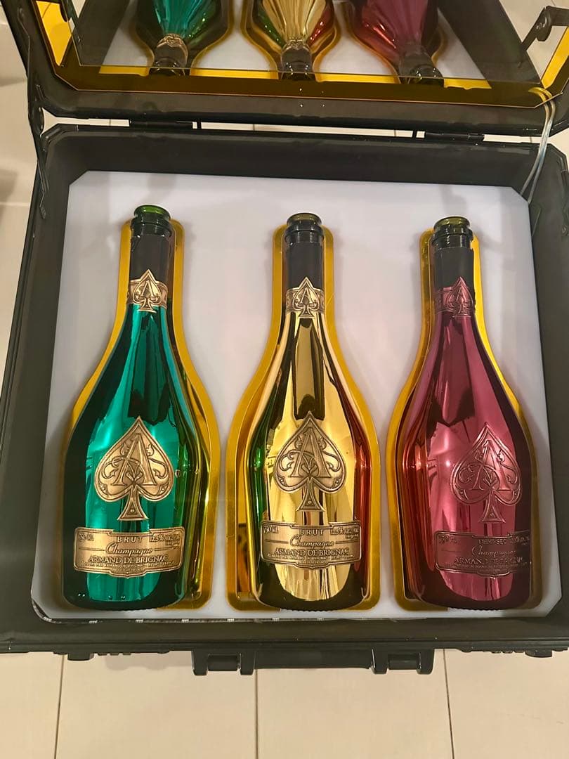 アルマンド信号機ケース　空き瓶付き