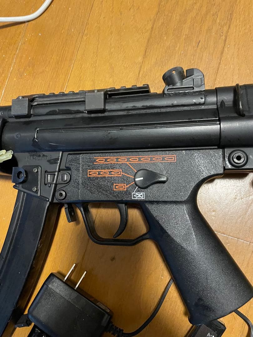 東京マルイMP5バッテリー付き