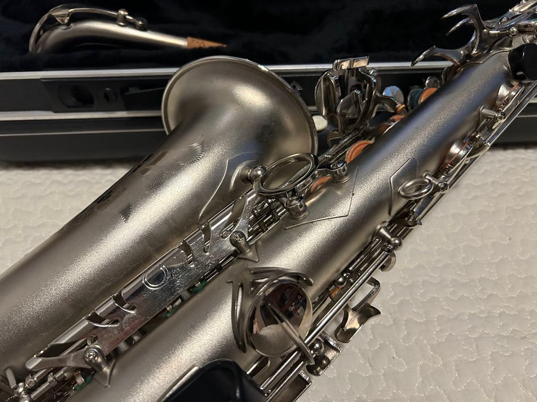 初心者／吹奏楽用　MINERVAシルバーサックス本体
