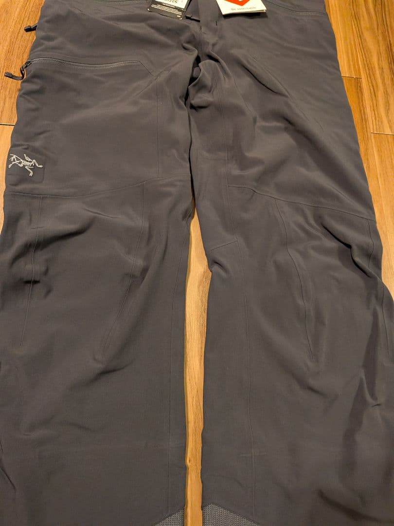新品☆Arcteryx Rush ストレッチパンツ☆ゴアテックス☆アークテリクス