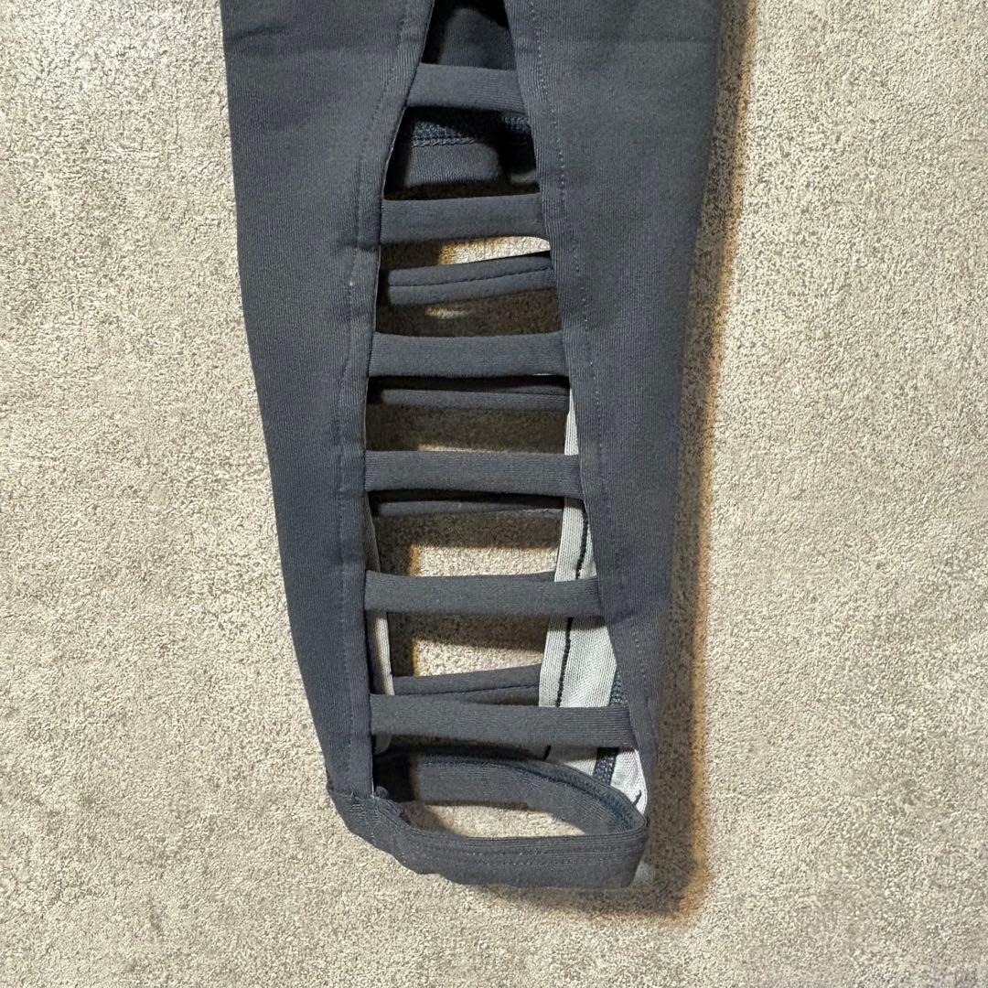 M相当【美品】AUMNIEアムニー レギンス グレー 8部丈 カッティング