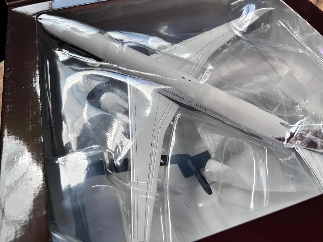 ANA / 全日空商事　BOEING 777X 1/200　ハウスカラー仕様