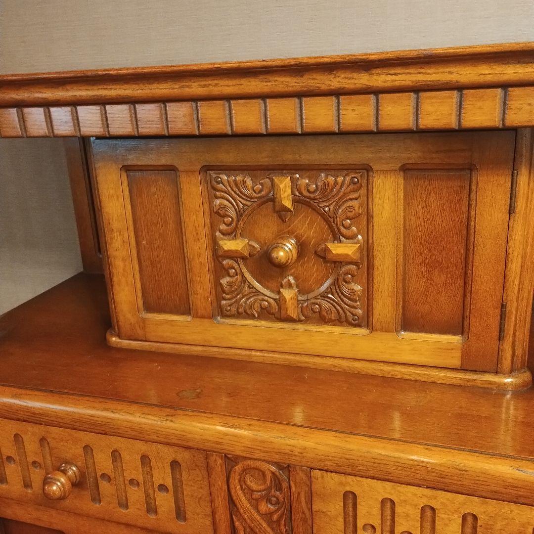 アンティーク家具♥キャビネット♥サイドボード♥イギリス家具♥カップボード