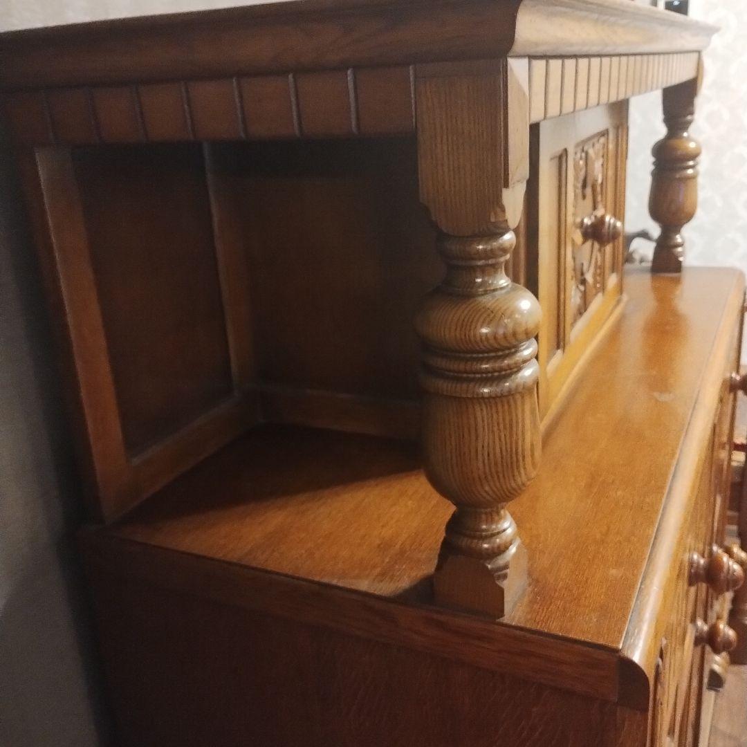 アンティーク家具♥キャビネット♥サイドボード♥イギリス家具♥カップボード