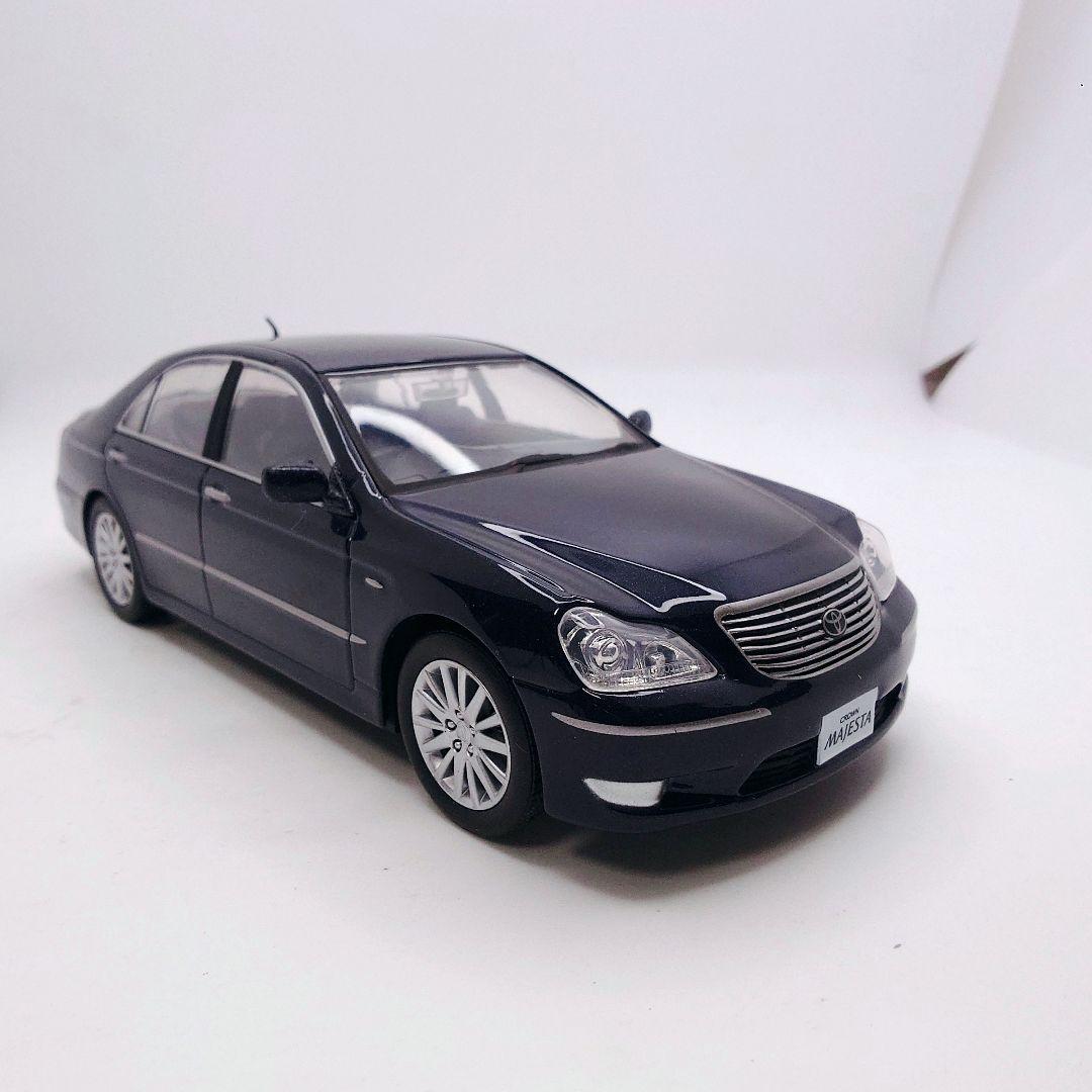 1/30 トヨタ クラウンマジェスタ 200系 カラーサンプル 非売品 ミニカー