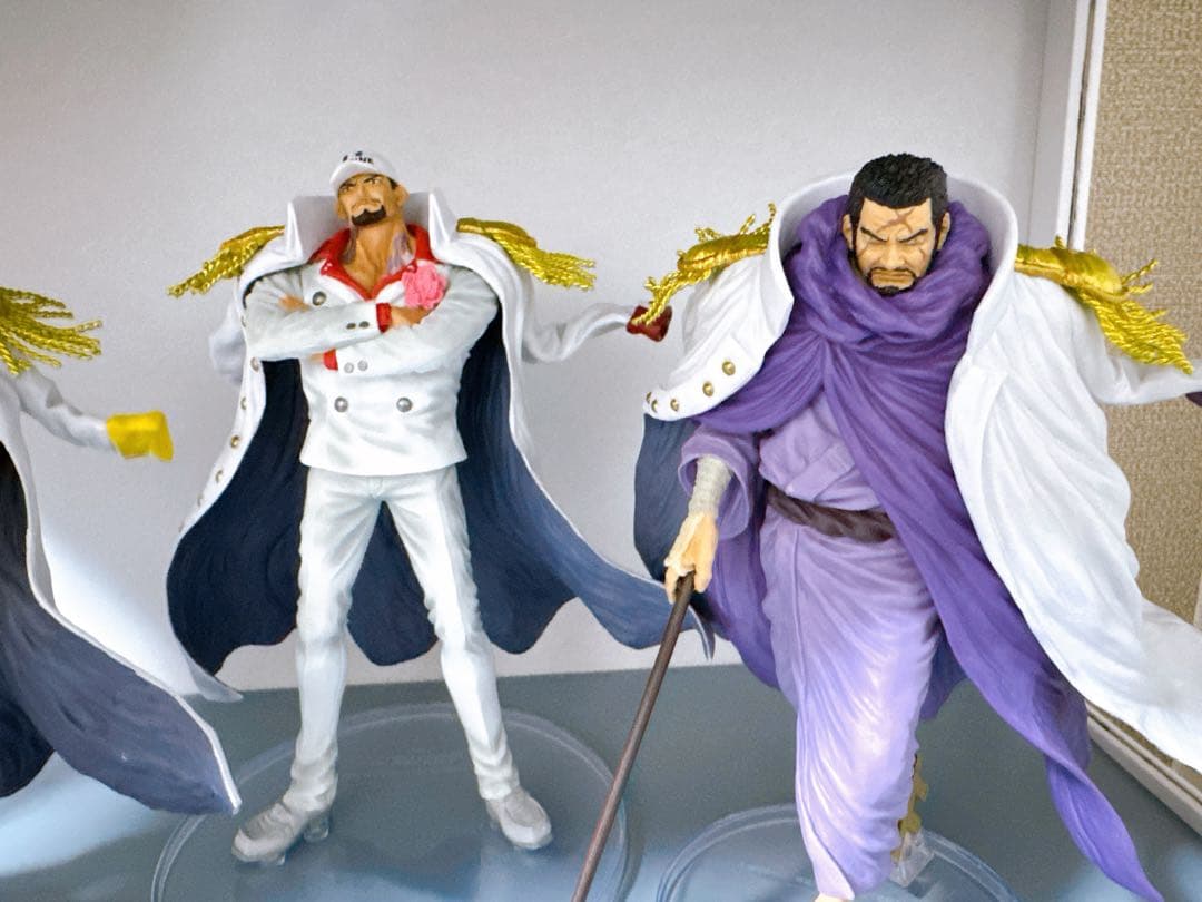 ワンピース一番くじ 絶対的正義 フィギュア4体セット➕Ｅ賞付き