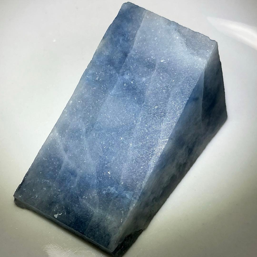 コン沢翡翠　マニア向け究極のカット原石（135）