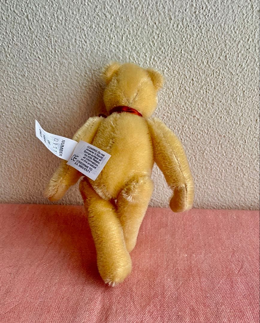 イギリスMerry Thought (メリーソート)社のVintage Bear