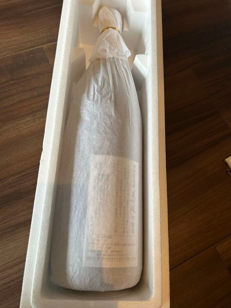 未開封 焼酎 布包み　森伊蔵（1800ml）