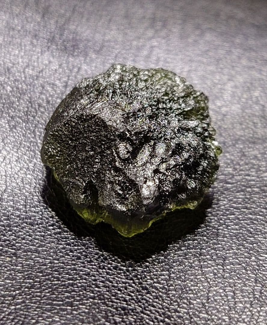 モルダバイト 12.7g 原石 Moldavite ⭐