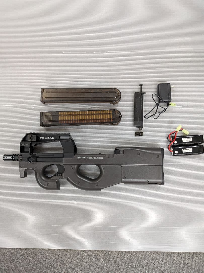 東京マルイ　P90