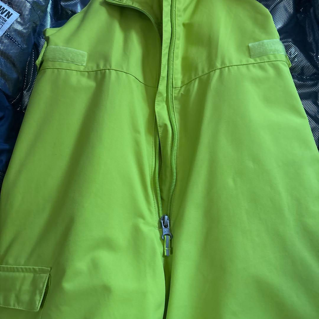 コロンビア　上下セット　M キッズ　スキーウェア　140 130 ボードウエア