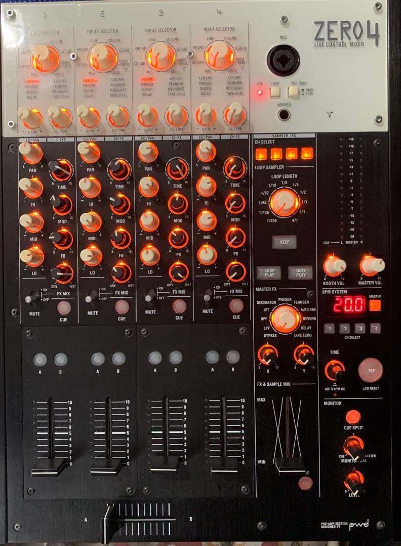 KORG ZERO4／DJミキサー・オーディオインターフェース