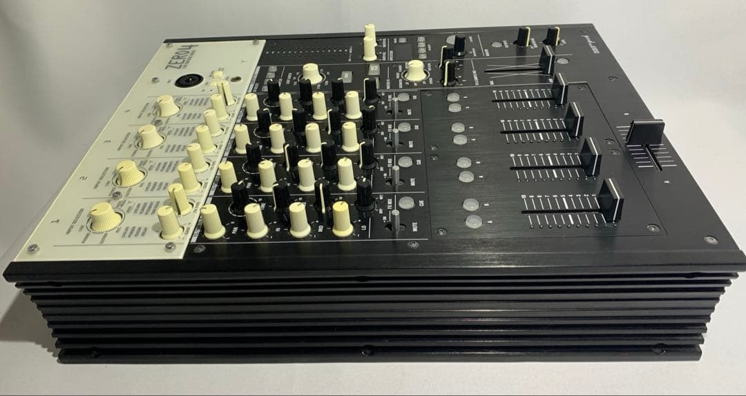 KORG ZERO4／DJミキサー・オーディオインターフェース