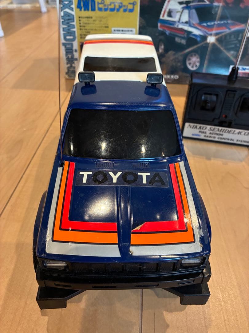 ニッコー　ハイラックス　4WDピックアップ　1/16 ラジコン　動作品