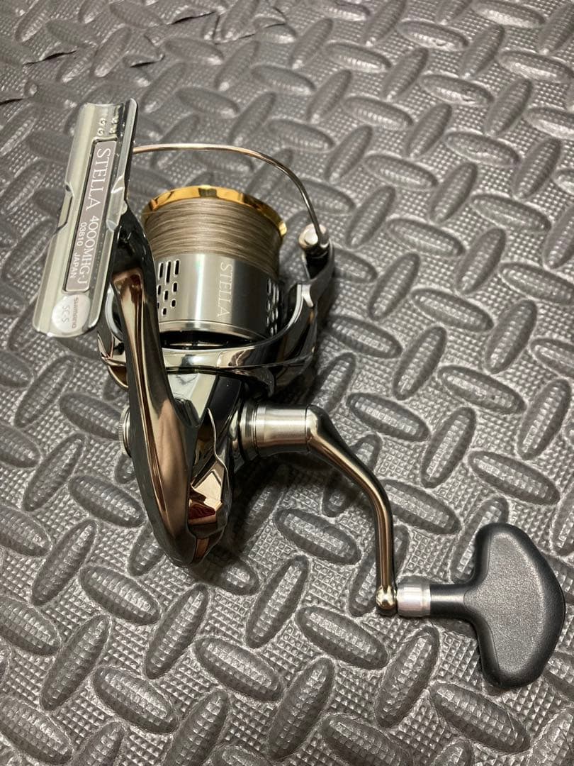 美品 SHIMANO 18 STELLA 4000MHG シマノ ステラ
