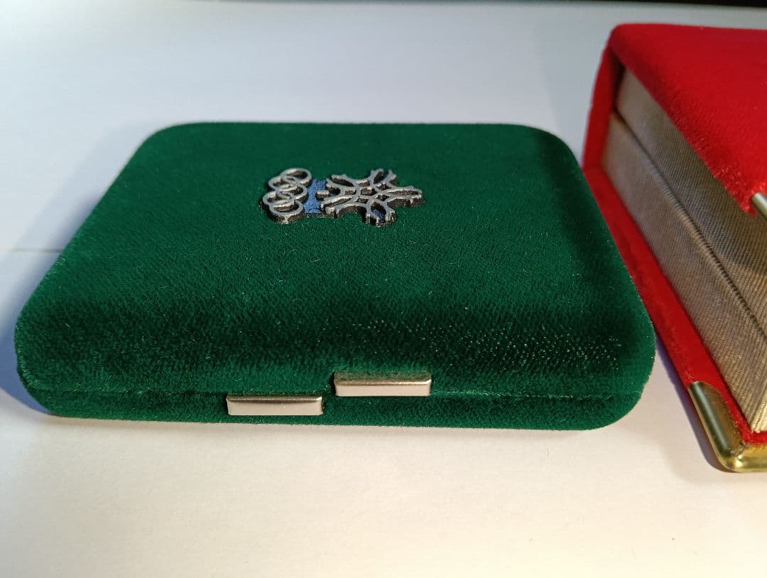 ロ*ン様 中国旧正月シリーズ『巳年』プルーフ銀貨＆カルガリー冬季オリンピック