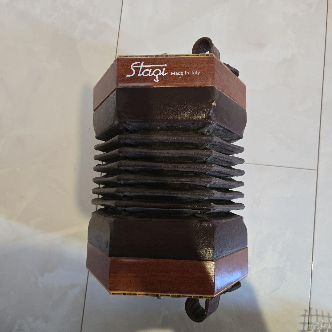 イングリッシュ・コンサーティーナ