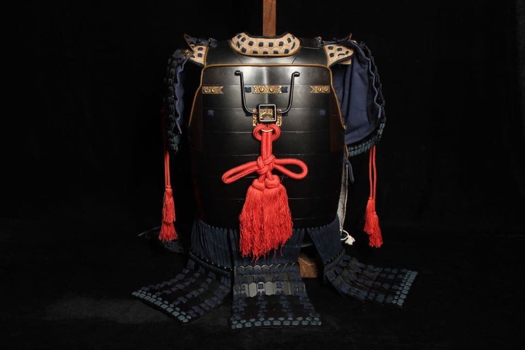 紺糸威二枚胴(家紋入) 等身大