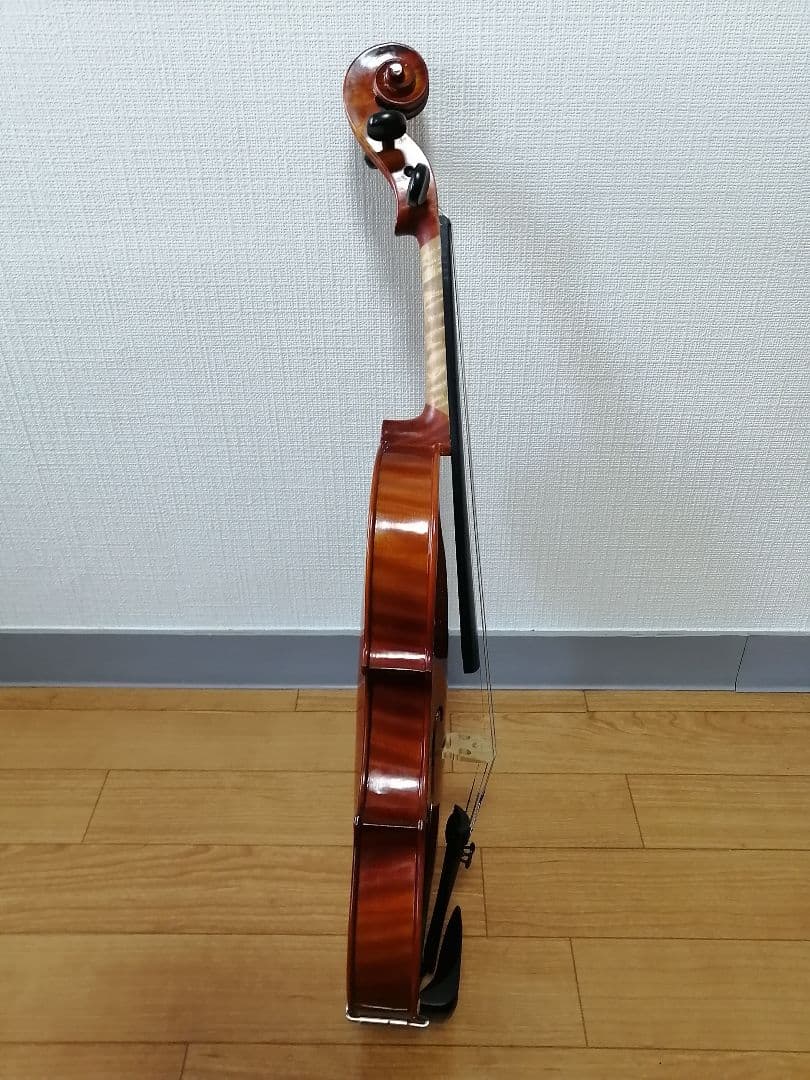モダンフレンチ　ヴァイオリン　(a modern french violin)