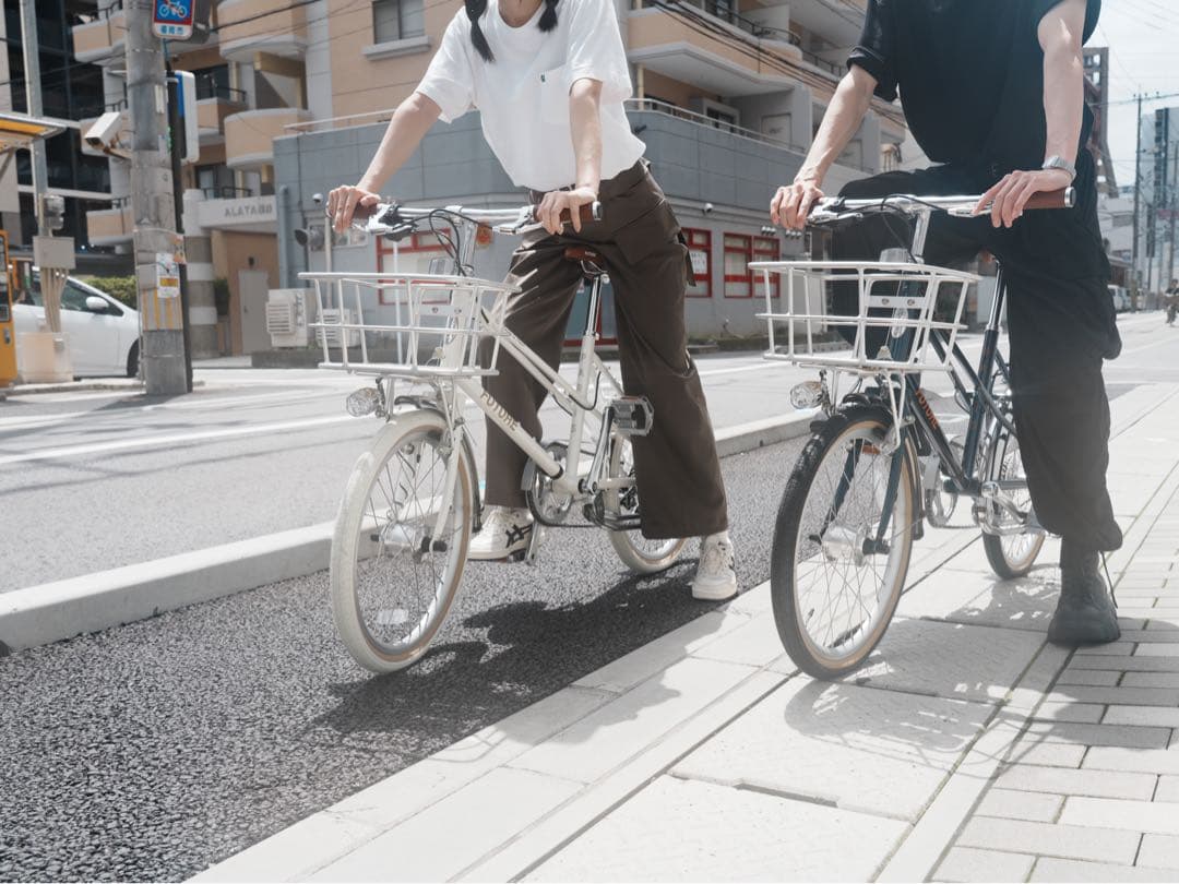 ミニベロ　完組配送になります