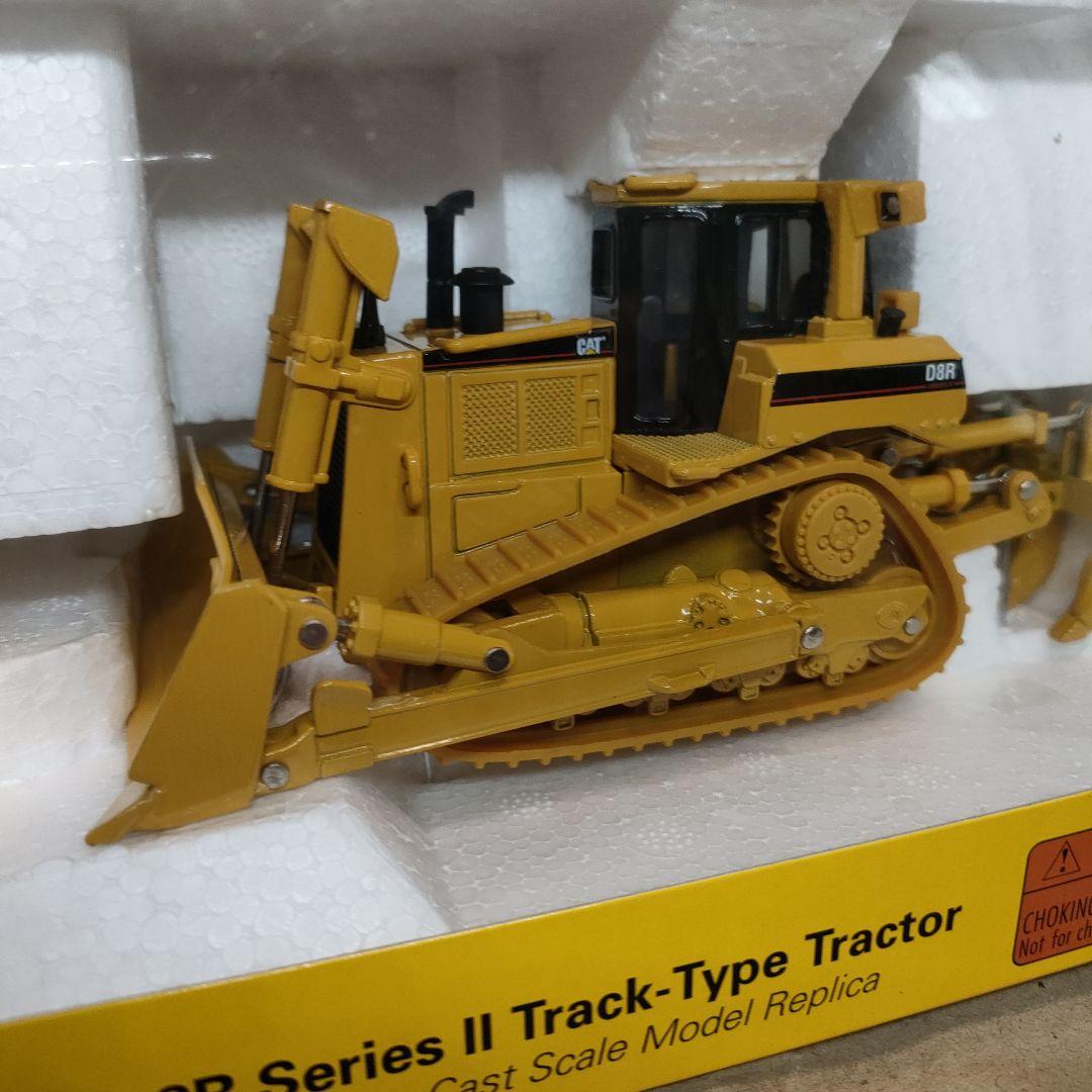 Cat D8R Series II トラック型トラクター