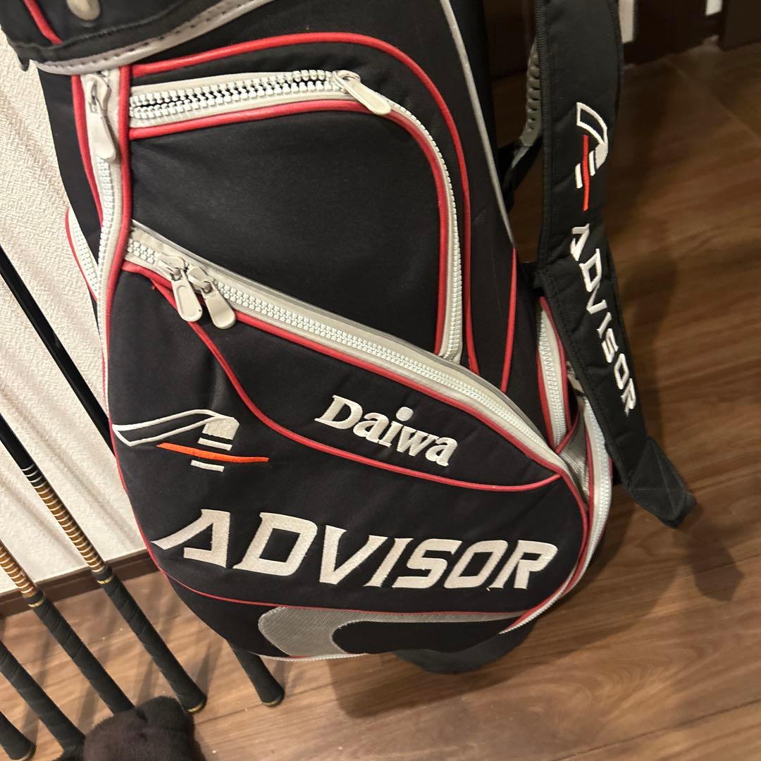 美品DAIWA13本アドバイザー　ロイヤルX　メンズ R ゴルフセット