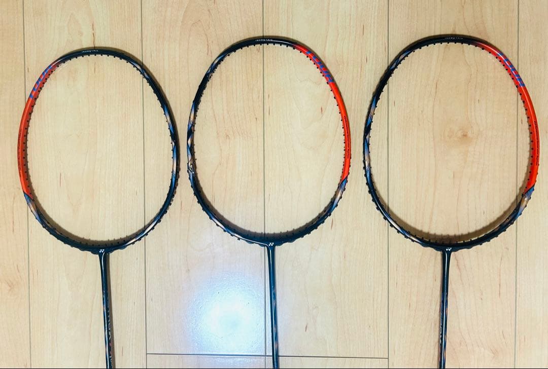 【ジャンク品】アストロクス 77ツアー　３本まとめ売り バドミントンラケット