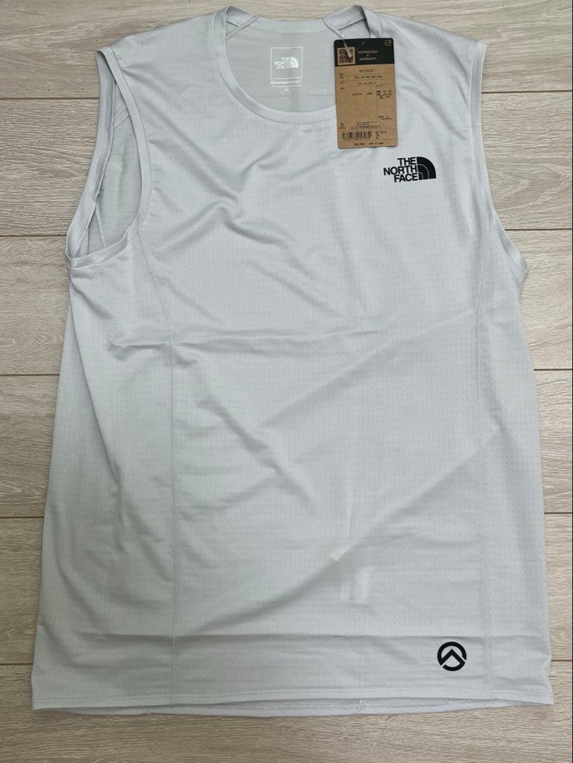 ノースフェイス スリーブレスドライドットライトクルー（メンズ）