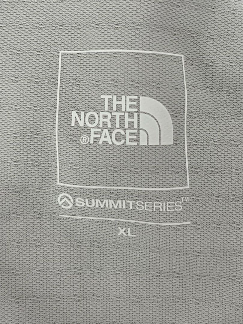 ノースフェイス スリーブレスドライドットライトクルー（メンズ）