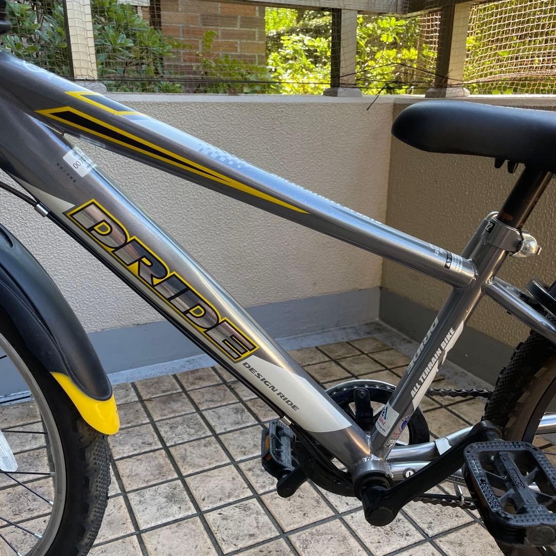 小学生3年生以上　キッズ用自転車 ブラックシルバー 6速ギア付　手渡希望