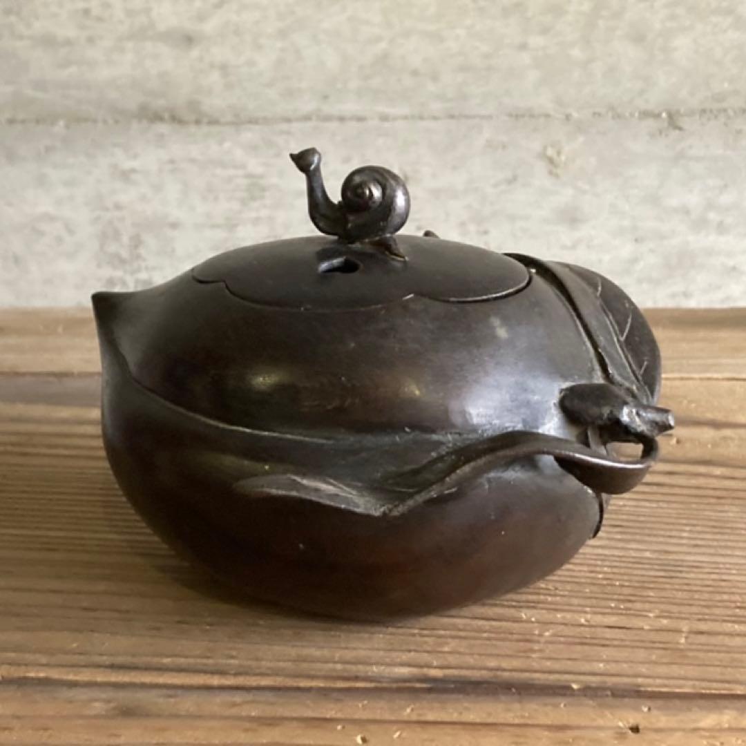 古い味のある香炉 銅製 柿 カタツムリ 小物入れ 置物 和風 工芸品 レトロ