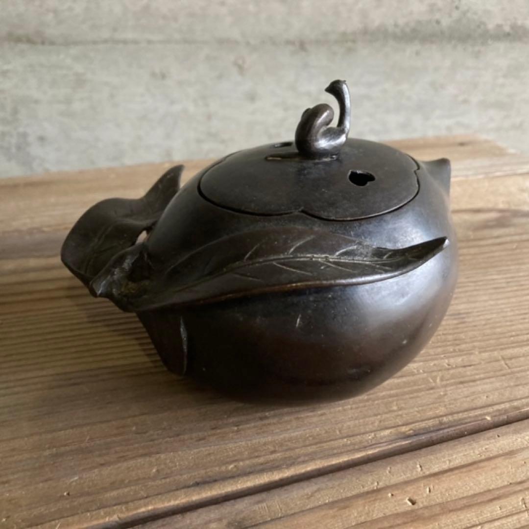 古い味のある香炉 銅製 柿 カタツムリ 小物入れ 置物 和風 工芸品 レトロ