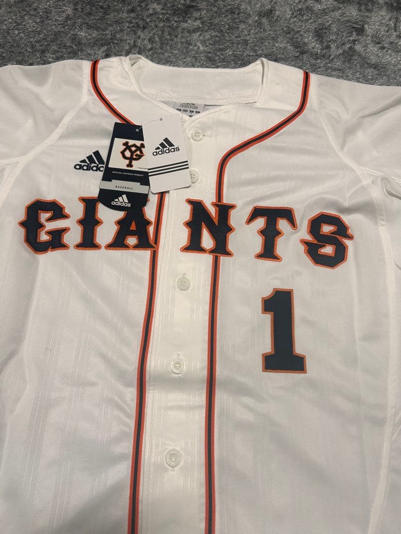 addidas製 読売巨人軍 ジャイアンツ公式ライセンスユニフォーム 背番号1