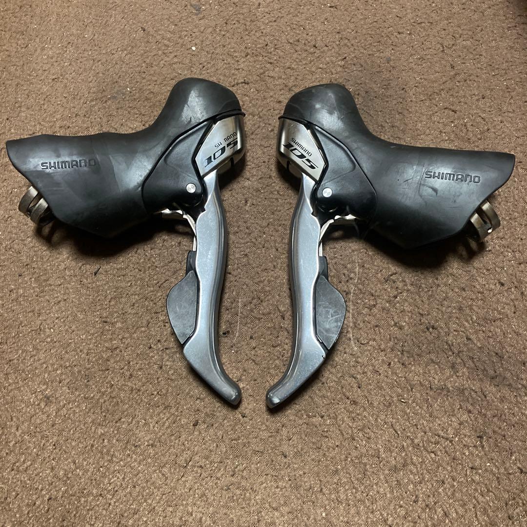シマノSTIレバー左右　ST-5700 １０５　やや使用感あり