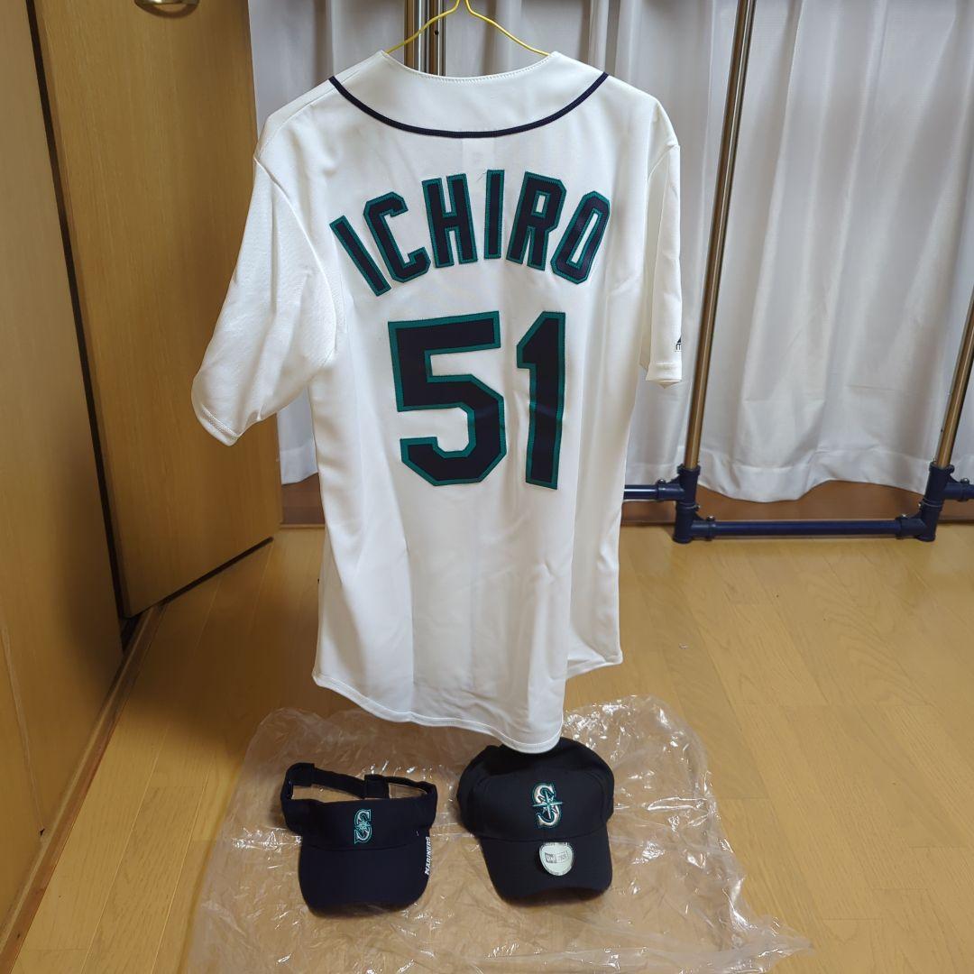 マリナーズグッズ3点セット(イチローユニフォーム、帽子