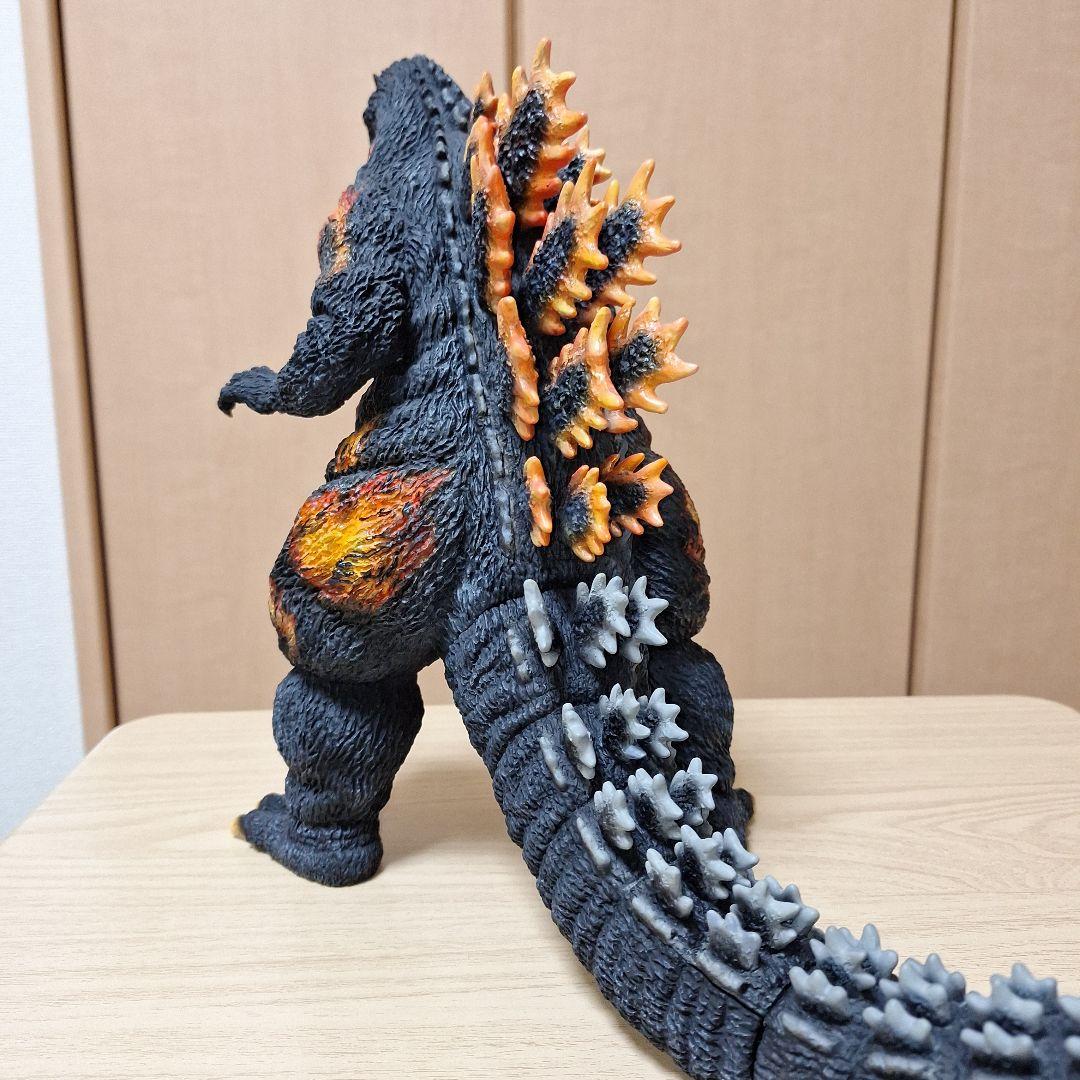 酒井ゆうじ造形コレクションゴジラ1995 香港上陸　通常版リペイント